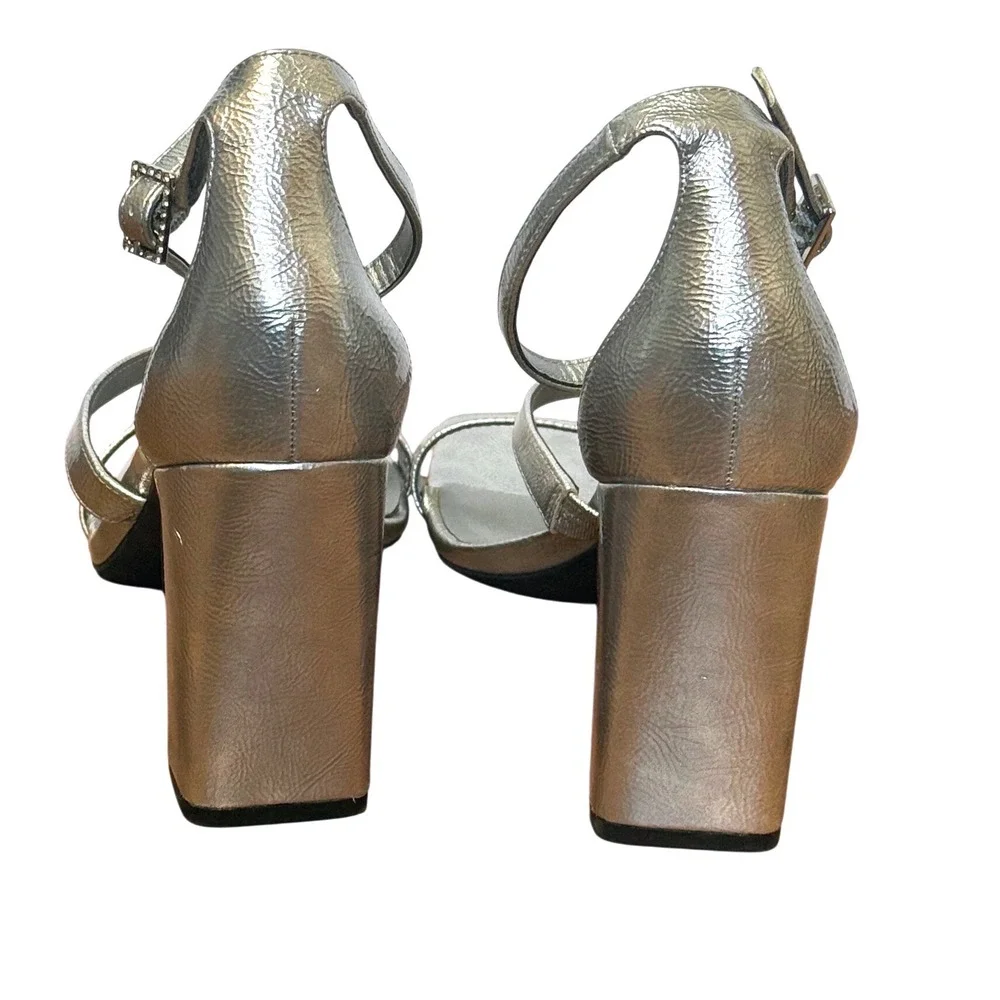Silver Metallic Square Toe Block Heel Ankle Strap Sandal Heels Sz 9 Valentines - Picture 5 of 9